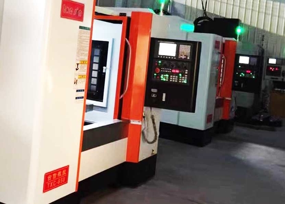 Trung Quốc Máy CNC đứng CNC / Siemens, Máy phay đứng CNC nhà máy sản xuất